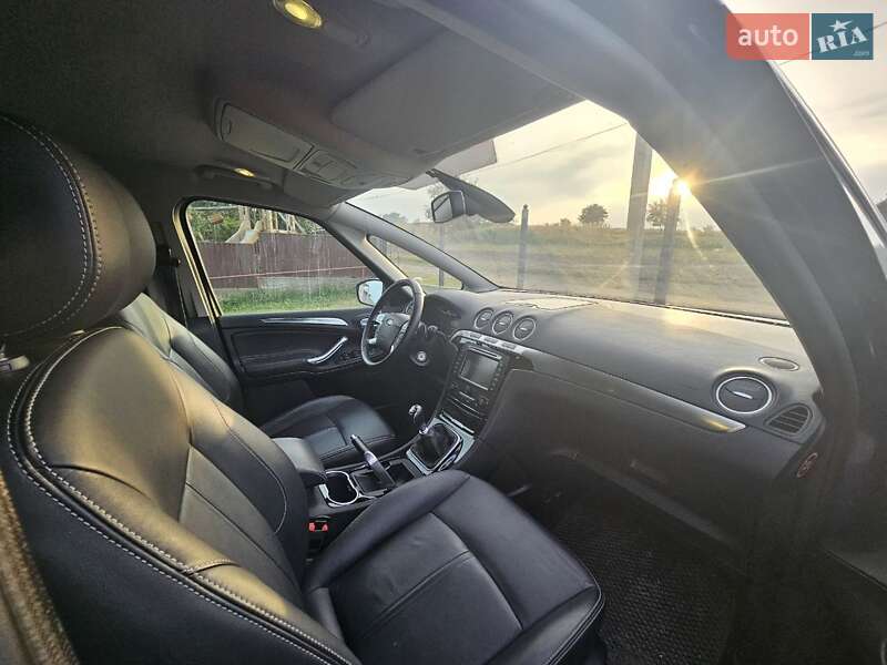 Мінівен Ford S-Max 2013 в Снятині