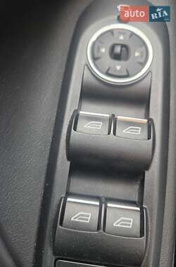 Мінівен Ford S-Max 2013 в 