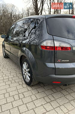 Минивэн Ford S-Max 2008 в 