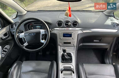 Минивэн Ford S-Max 2008 в 
