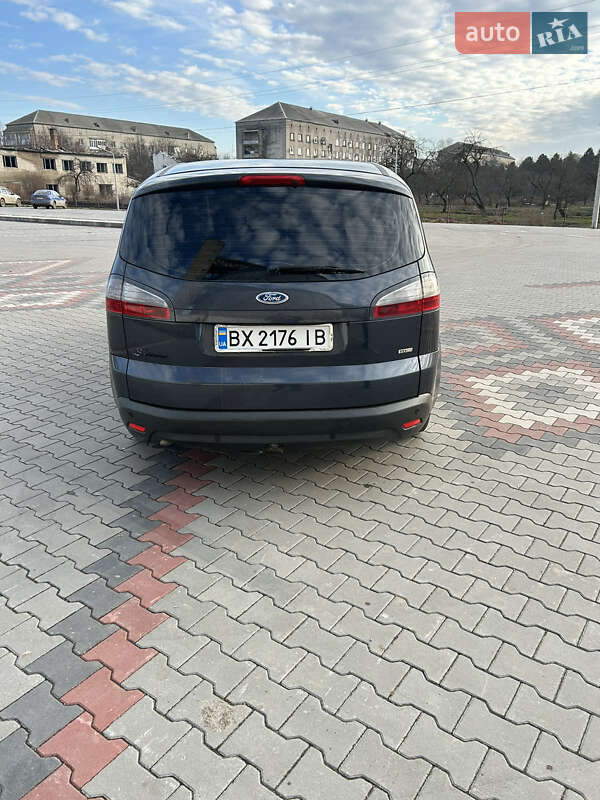Минивэн Ford S-Max 2007 в Теофиполе