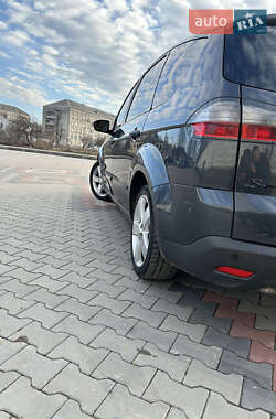 Минивэн Ford S-Max 2007 в 