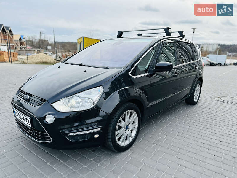 Минивэн Ford S-Max 2012 в Буче