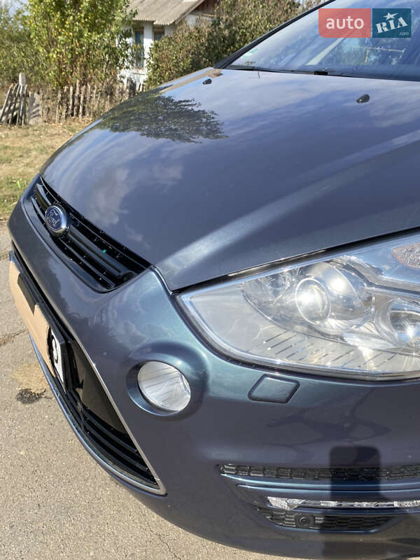Мінівен Ford S-Max 2014 в Южному
