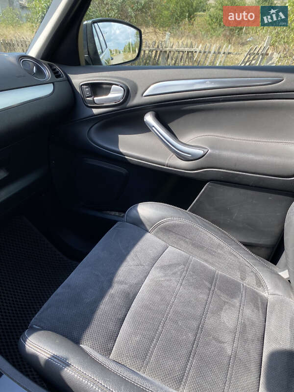 Мінівен Ford S-Max 2014 в Южному