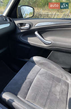 Минивэн Ford S-Max 2014 в 