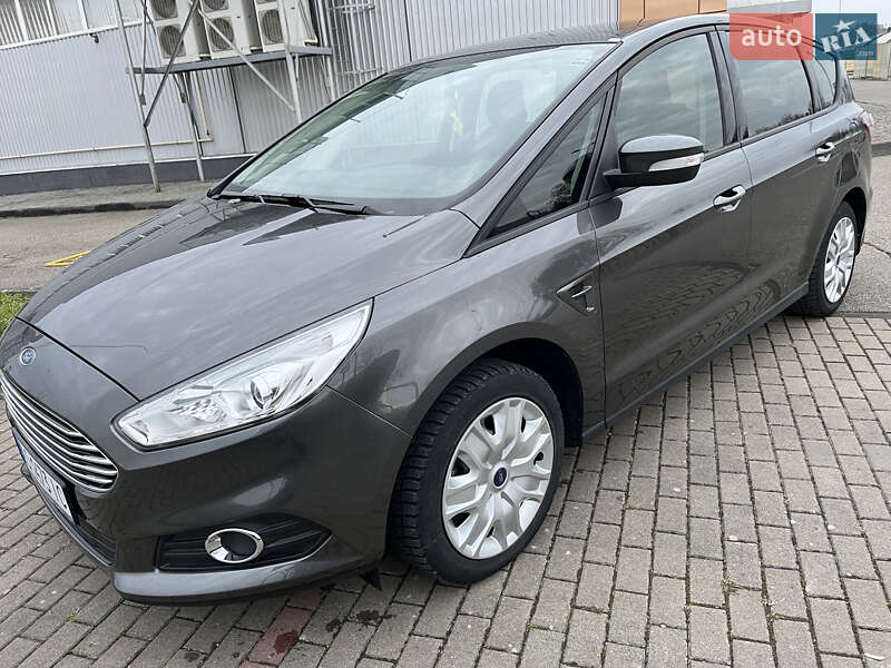 Минивэн Ford S-Max 2016 в Виноградове