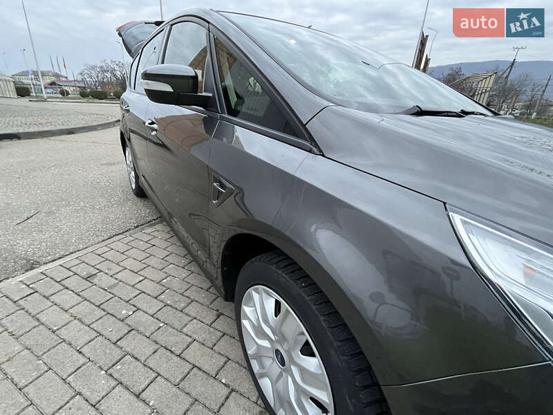 Минивэн Ford S-Max 2016 в Виноградове