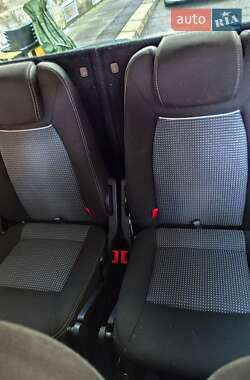 Мінівен Ford S-Max 2009 в 
