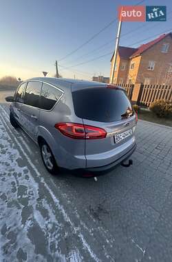 Минивэн Ford S-Max 2014 в 