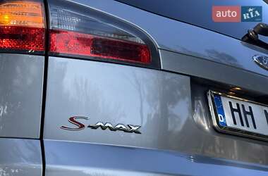 Минивэн Ford S-Max 2009 в 