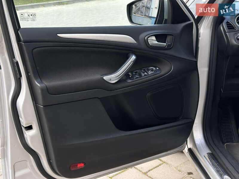 Мінівен Ford S-Max 2013 в Львові