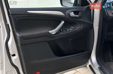Мінівен Ford S-Max 2013 в 