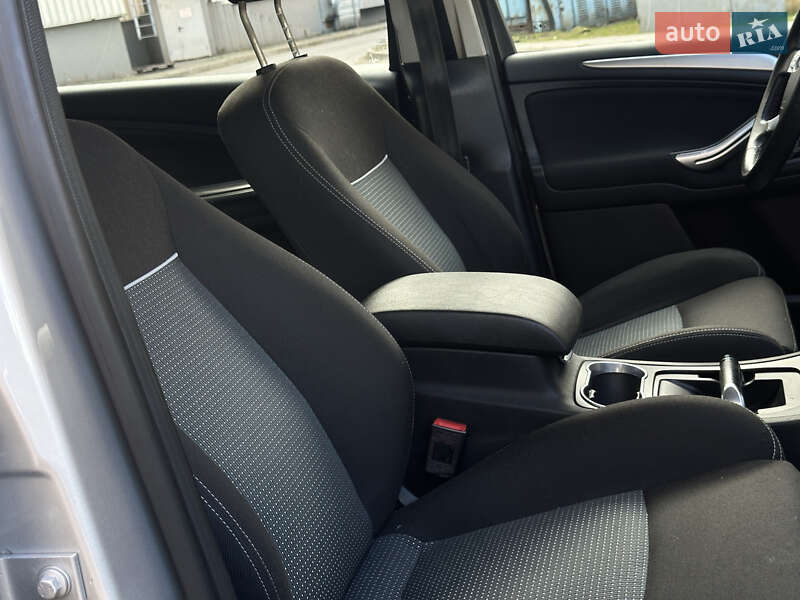 Мінівен Ford S-Max 2013 в Львові