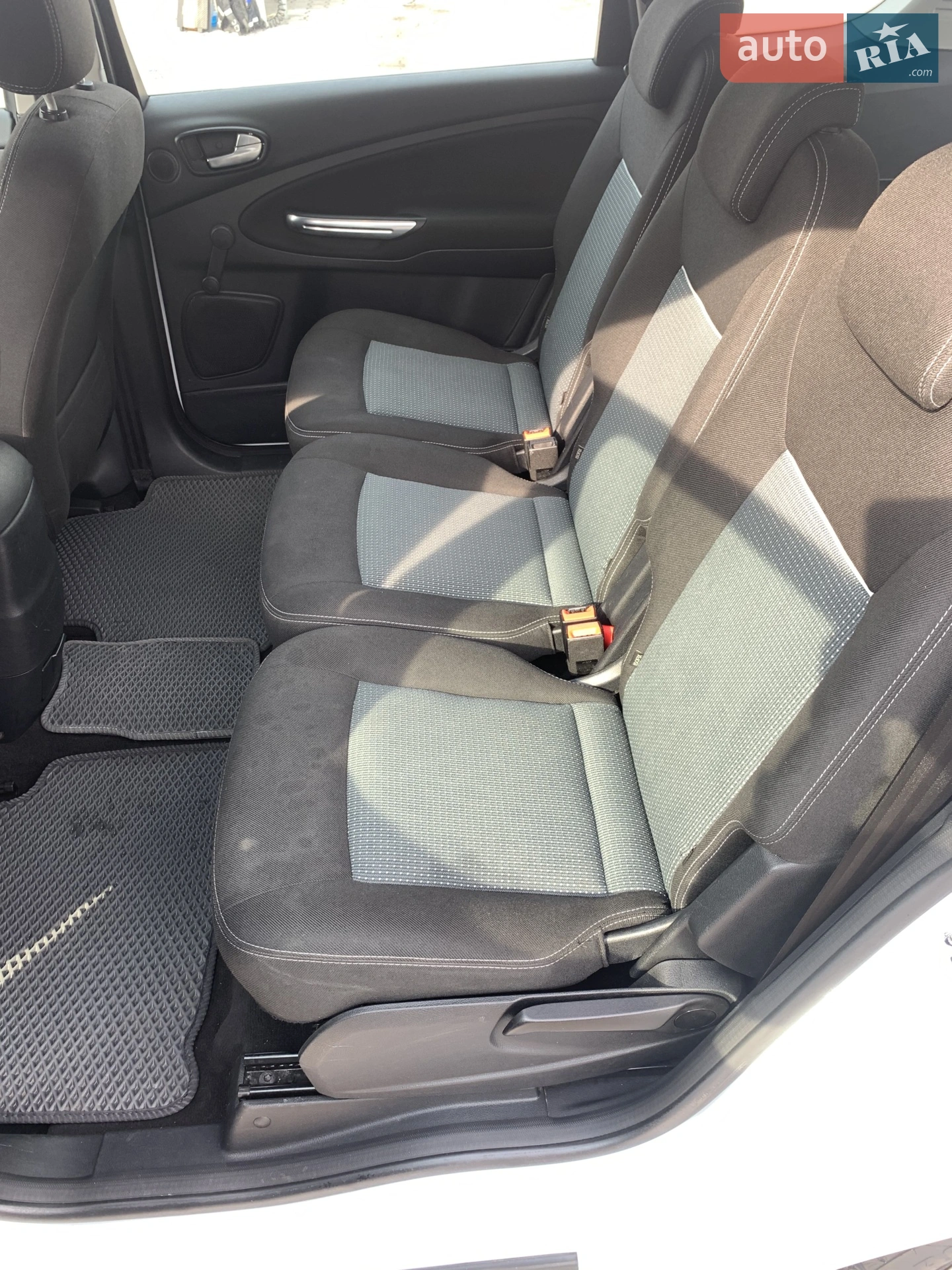2013 Ford S-MAX - мініатюра 12
