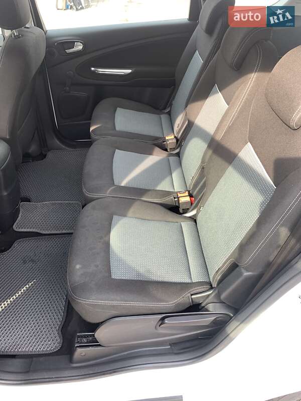 Минивэн Ford S-Max 2013 в Луцке