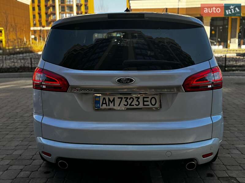 Мінівен Ford S-Max 2014 в Житомирі