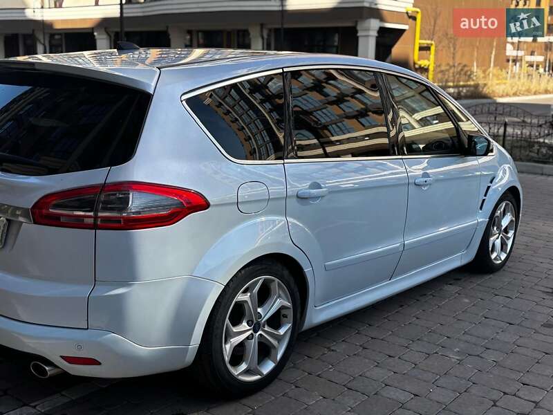 Мінівен Ford S-Max 2014 в Житомирі
