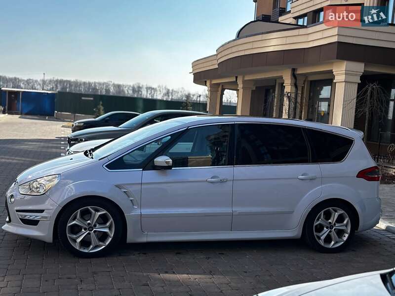 Мінівен Ford S-Max 2014 в Житомирі