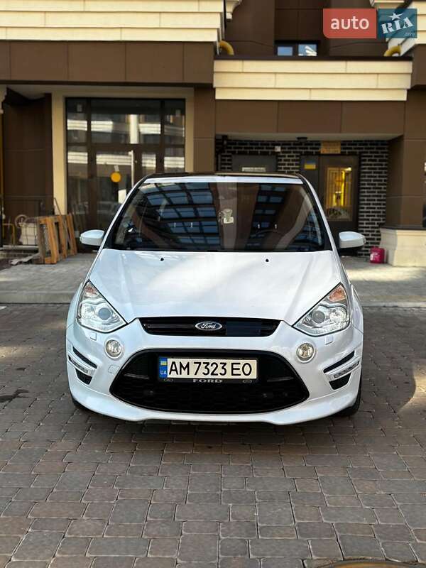 Мінівен Ford S-Max 2014 в Житомирі