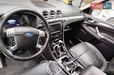 Минивэн Ford S-Max 2012 в 