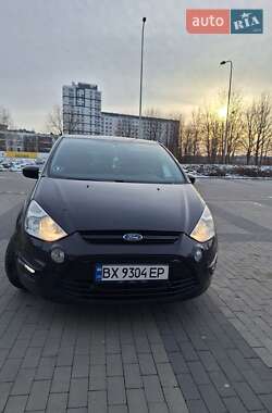 Минивэн Ford S-Max 2013 в 