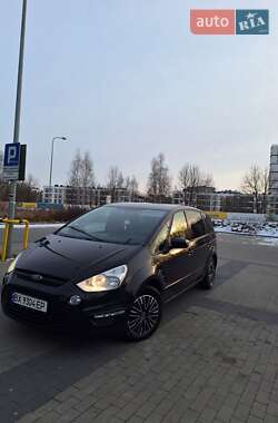 Минивэн Ford S-Max 2013 в 