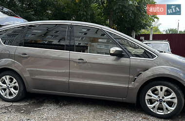 Минивэн Ford S-Max 2013 в 