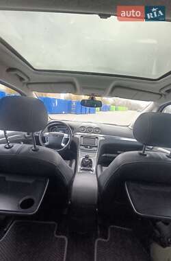 Минивэн Ford S-Max 2008 в 