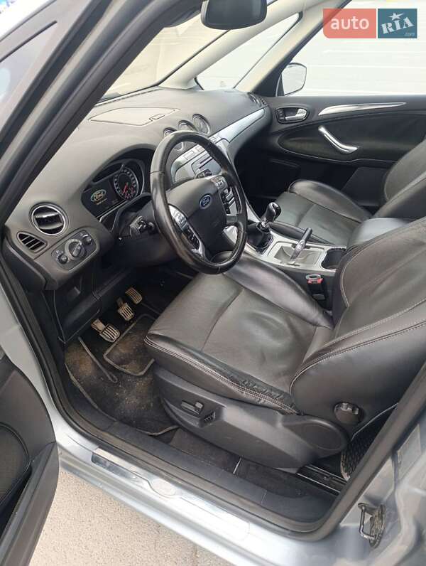 Минивэн Ford S-Max 2008 в Каменец-Подольском