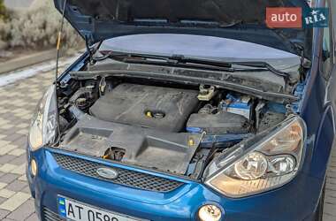 Минивэн Ford S-Max 2006 в 