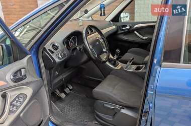 Минивэн Ford S-Max 2006 в 