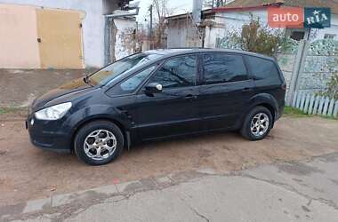 Минивэн Ford S-Max 2007 в 