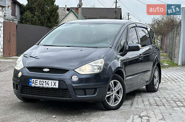 Минивэн Ford S-Max 2006 в 