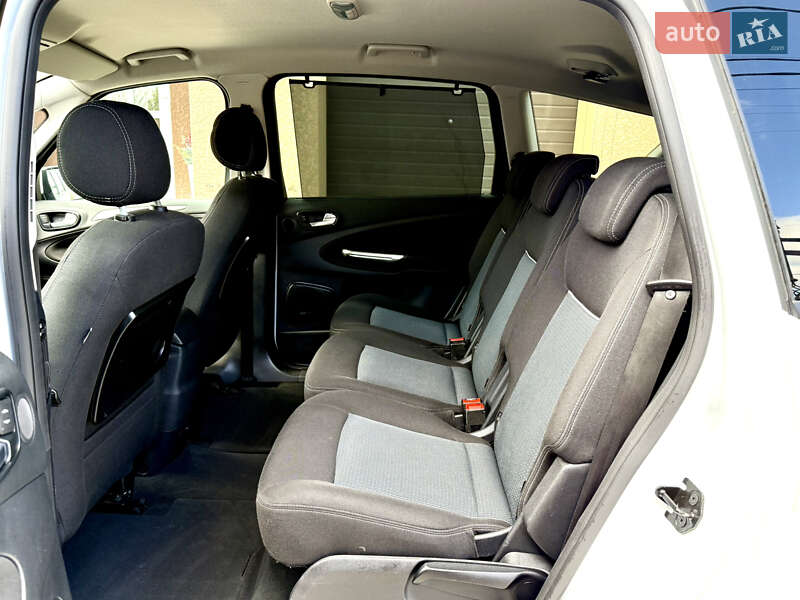 Минивэн Ford S-Max 2013 в Тернополе