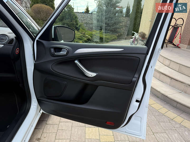 Минивэн Ford S-Max 2013 в Тернополе