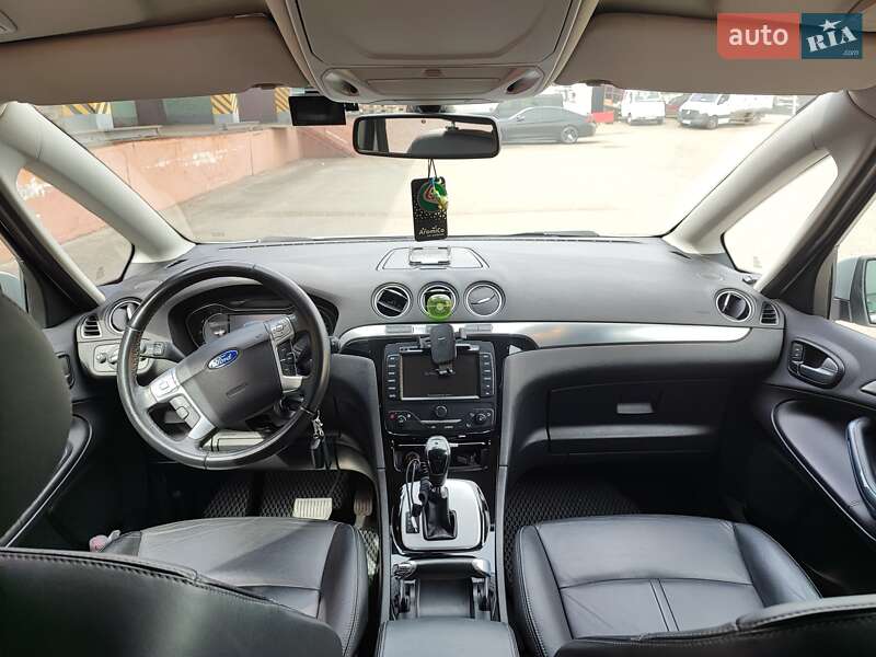 Мінівен Ford S-Max 2012 в Чернігові
