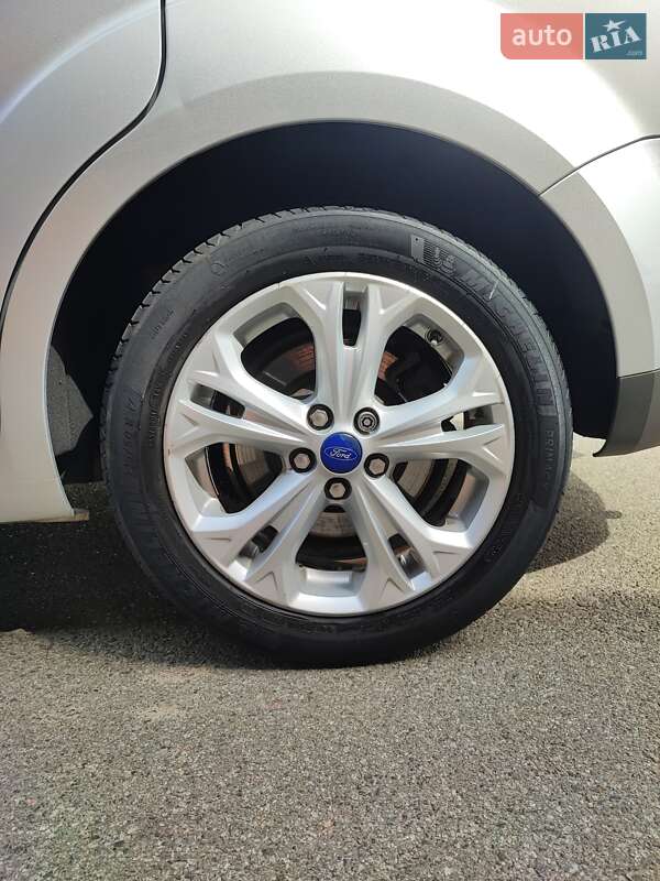 Мінівен Ford S-Max 2012 в Чернігові