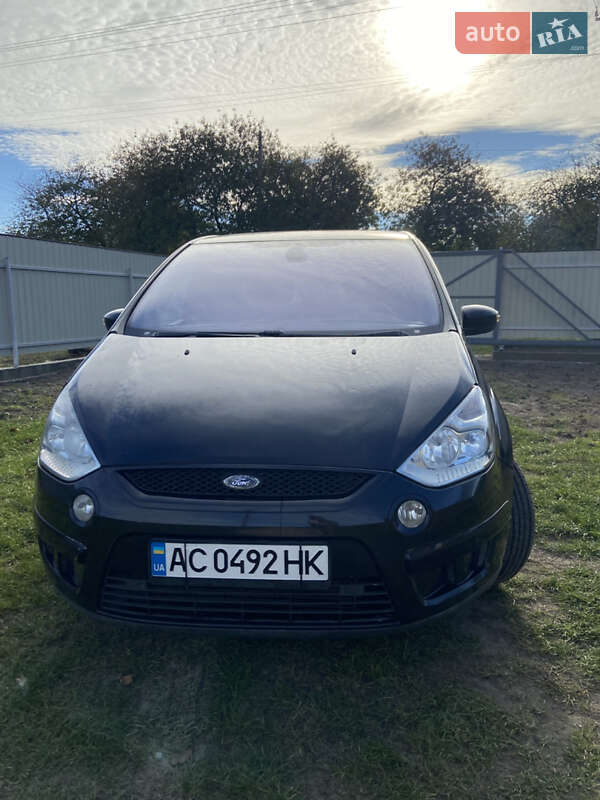 Мінівен Ford S-Max 2009 в 