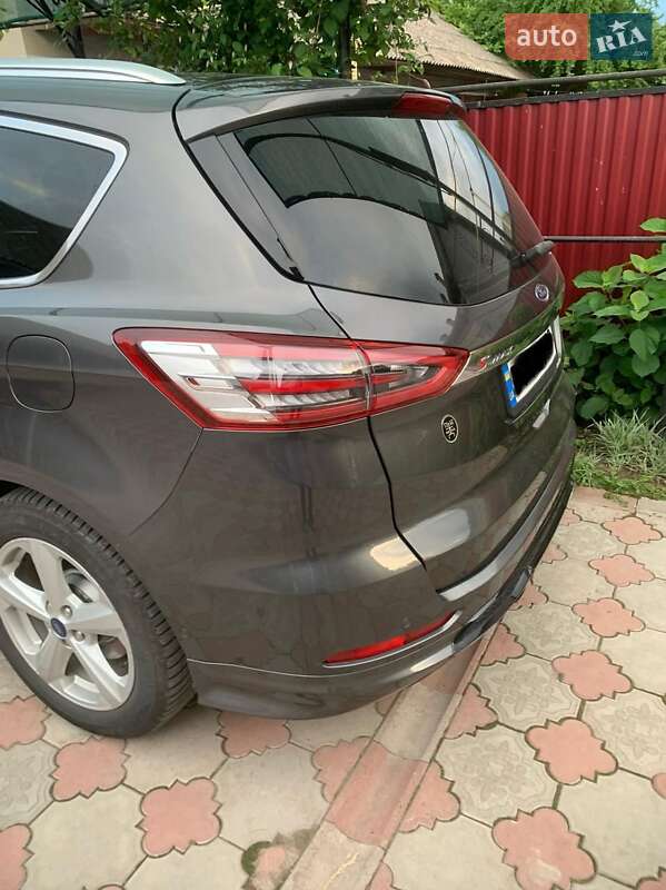 Мінівен Ford S-Max 2016 в Тернополі