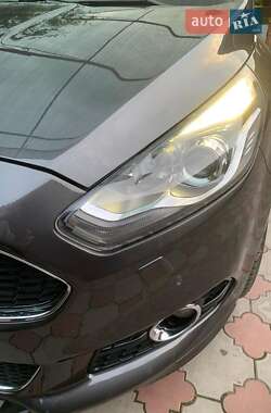 Мінівен Ford S-Max 2016 в Тернополі