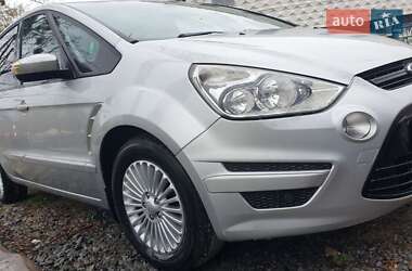 Минивэн Ford S-Max 2011 в 