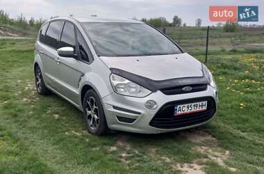 Мінівен Ford S-Max 2011 в 
