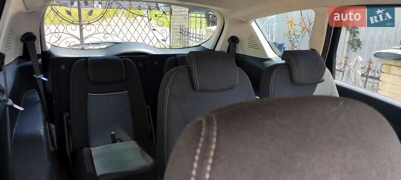 Минивэн Ford S-Max 2014 в Бучаче