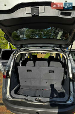 Минивэн Ford S-Max 2009 в 