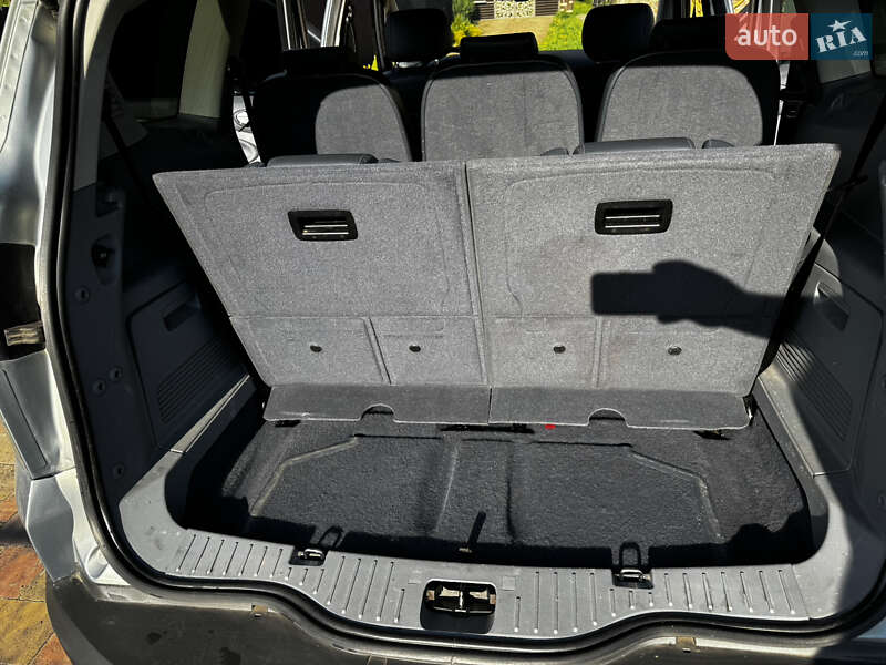 Минивэн Ford S-Max 2009 в Долине