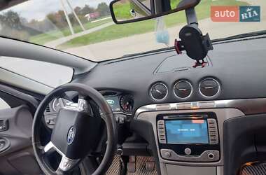 Минивэн Ford S-Max 2010 в Буске