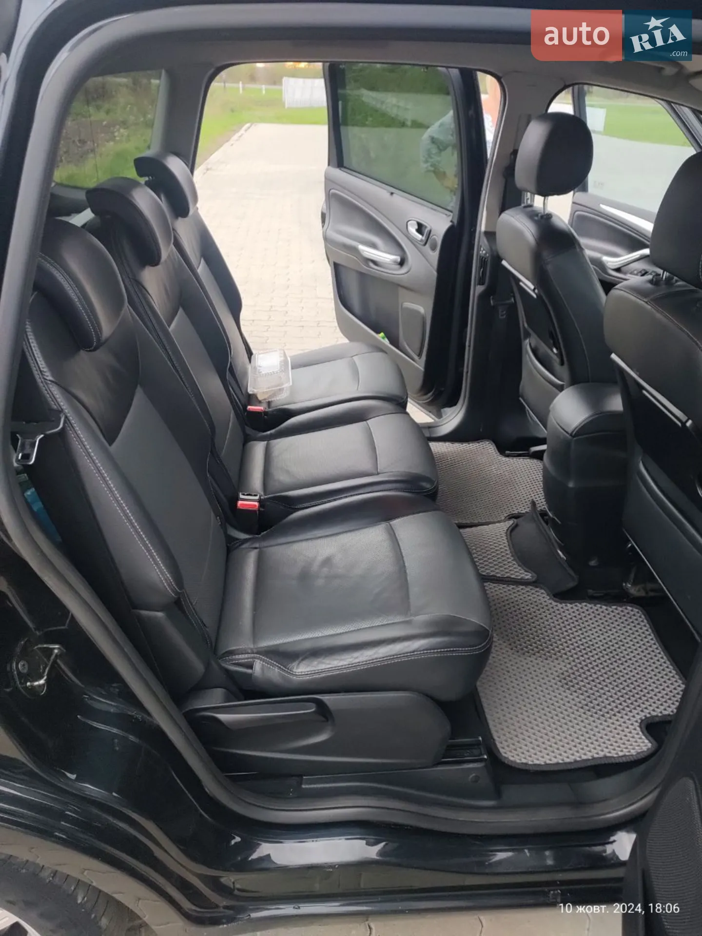 2010 Ford S-MAX - мініатюра 12