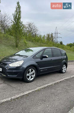 Минивэн Ford S-Max 2006 в 