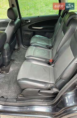 Минивэн Ford S-Max 2006 в 